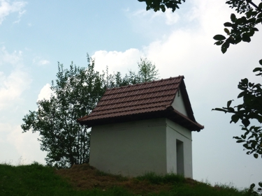 Kapelle am Straßenrand